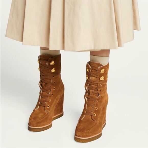 VERONICA BEARD Ananya Water Repellent/Shearling Suede Boot in tan size 10